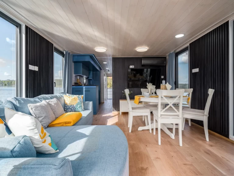 Kanalbåt för uthyrning Fürstenberg/Havel till det bästa priset 