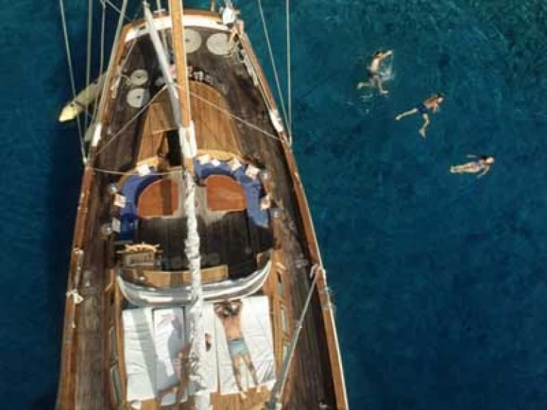 Custom Made Akin A charter bareboat eller skeppad i Bodrum