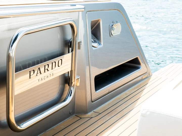Hyr en Pardo Yachts Pardo 43 Saint Raphael 
