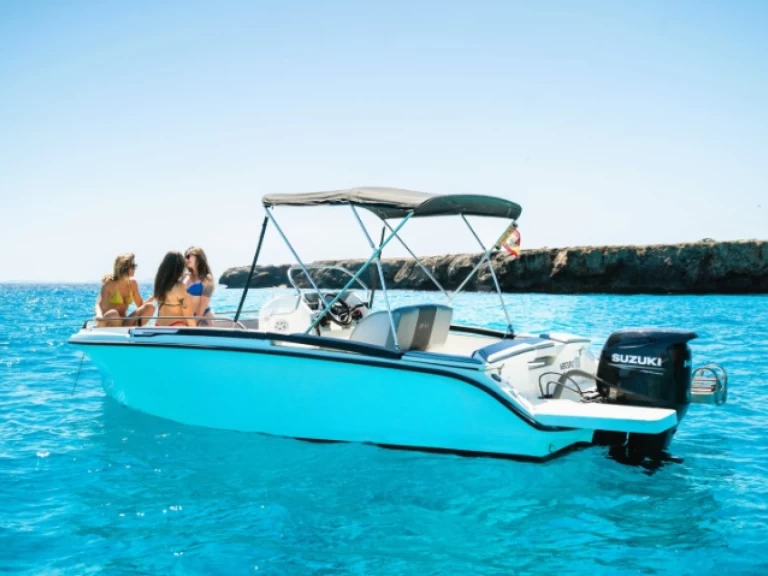 Uthyrning Motorbåt  BMA med en båtlicens 