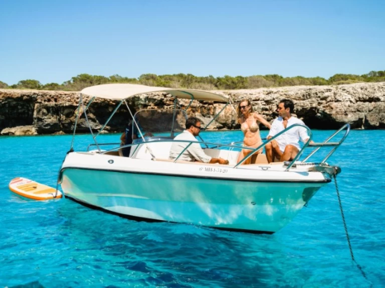Uthyrning Motorbåt  i Ciutadella de Menorca - Polyester Yacht Open 605