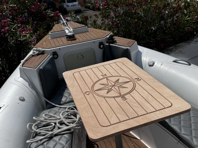 Yacht charter Le Cap d'Agde billig Navis 33 