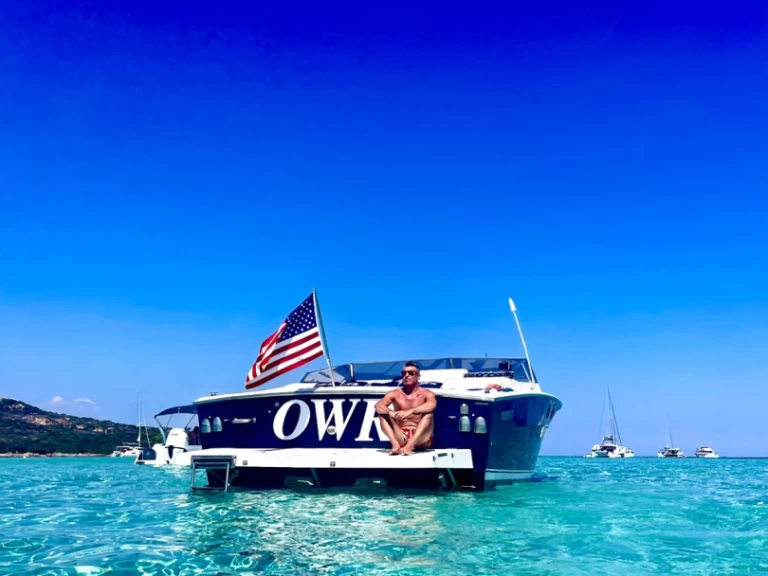 Tornado 38 classic charter bareboat eller skeppad i Porto Cervo