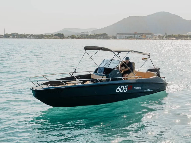 Båtuthyrning Oceanmaster 605 i Port d'Alcudia på Samboat 