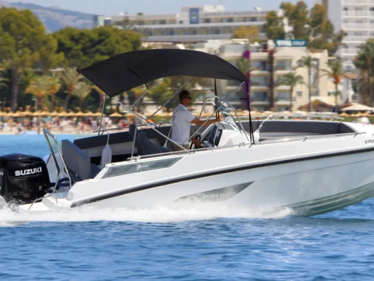 Abaris 23 charter bareboat eller skeppad i Port d'Alcudia