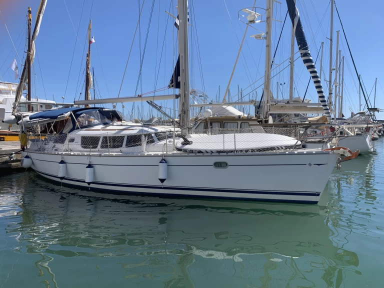 Hyr en Jeanneau Sun Odyssey 40 DS Le Cap d'Agde 