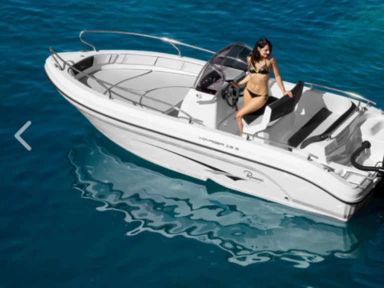 Hyra Motorbåt  med eller utan skeppare Ranieri Fréjus 