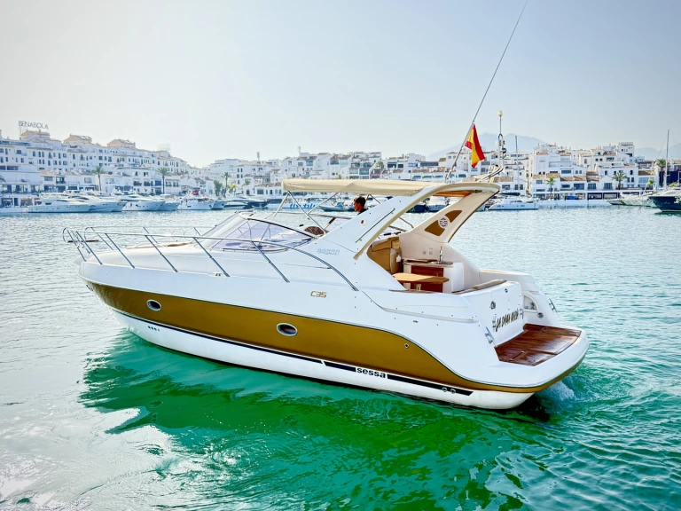 Yacht charter Puerto Banús billig C35