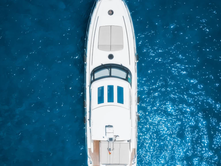 Princess Princess V58 charter bareboat eller skeppad i Mahon