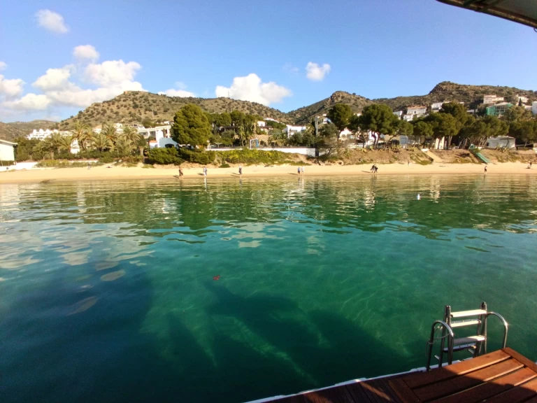 Arcoa Arcoa 1007 charter bareboat eller skeppad i Santa Margarida