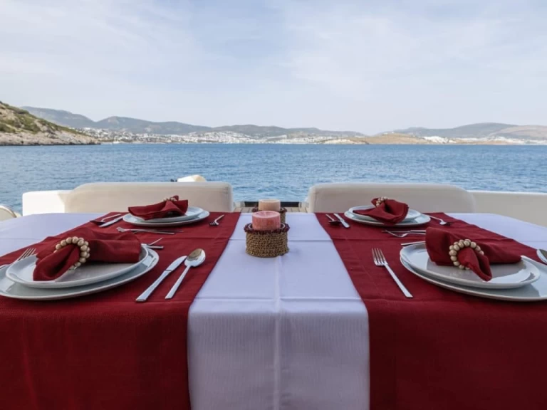 Båtuthyrning Azimut-55 2015 i Bodrum harbour på Samboat 