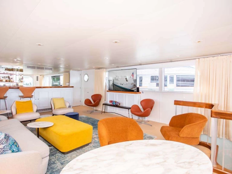 Lyx yacht för uthyrning Maine till det bästa priset 