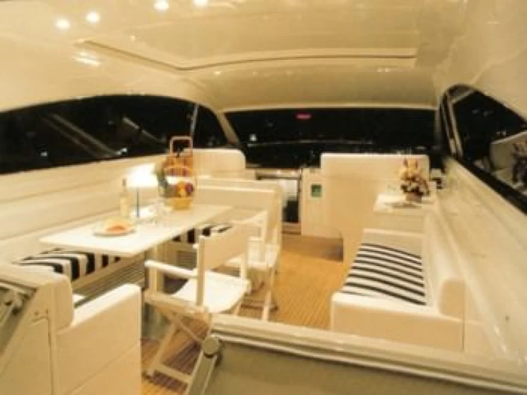 Yacht charter Nassau billig DARE TO DREAM