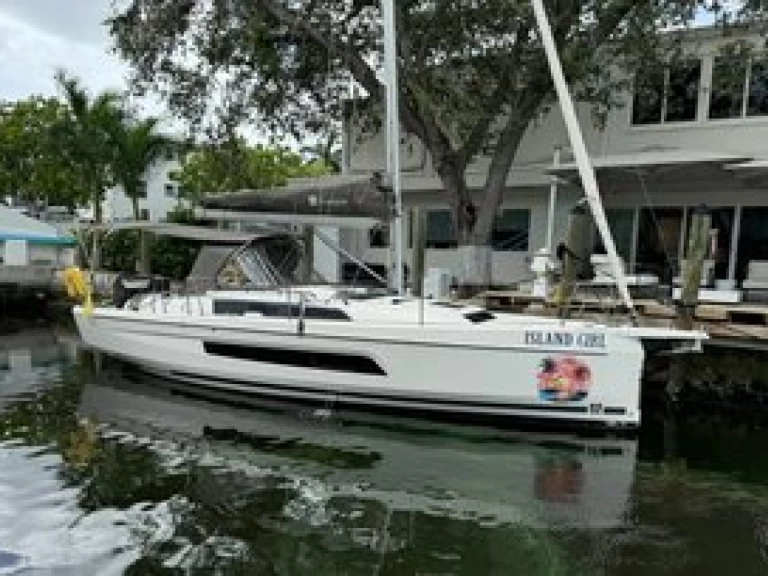 Yacht charter Marsh Harbour billig Dufour 37