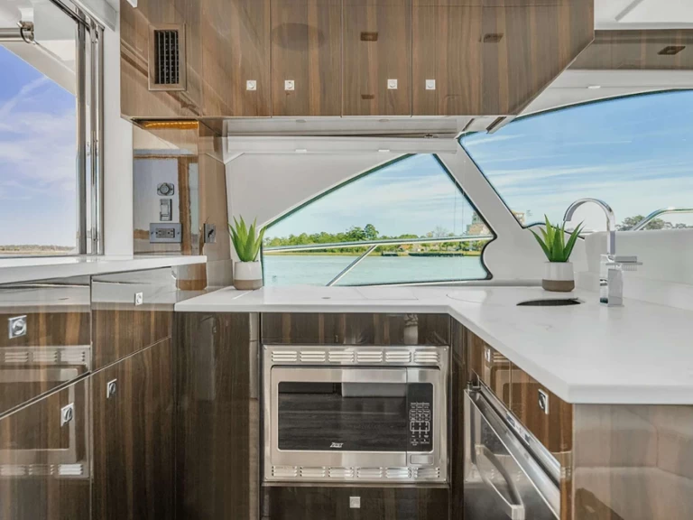 Båtuthyrning Cruisers TriFecta i Delray Beach på Samboat 