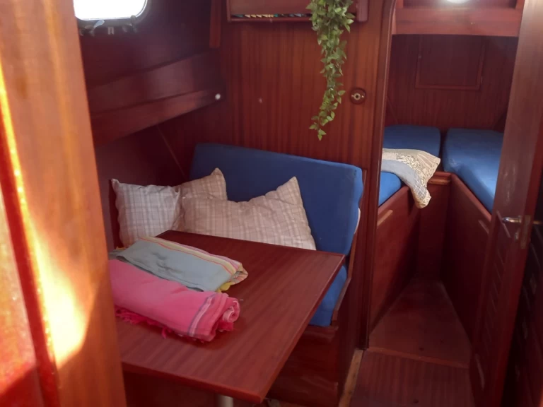 G.i.a.m Rapallo Portofino Pilot charter bareboat eller skeppad i Bocca di Magra