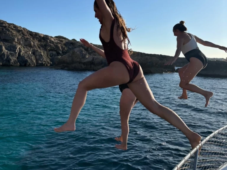 Hyra Motorbåt  med eller utan skeppare Jeanneau Marina Formentera 