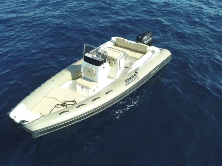 Uthyrning RIB Joker Boat med en båtlicens 