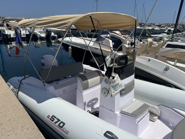 RIB för uthyrning Sainte-Maxime till det bästa priset 