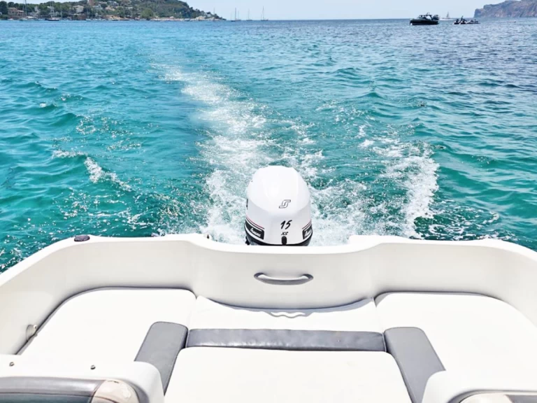 Båtuthyrning Bayliner E16 i La Savina på Samboat 