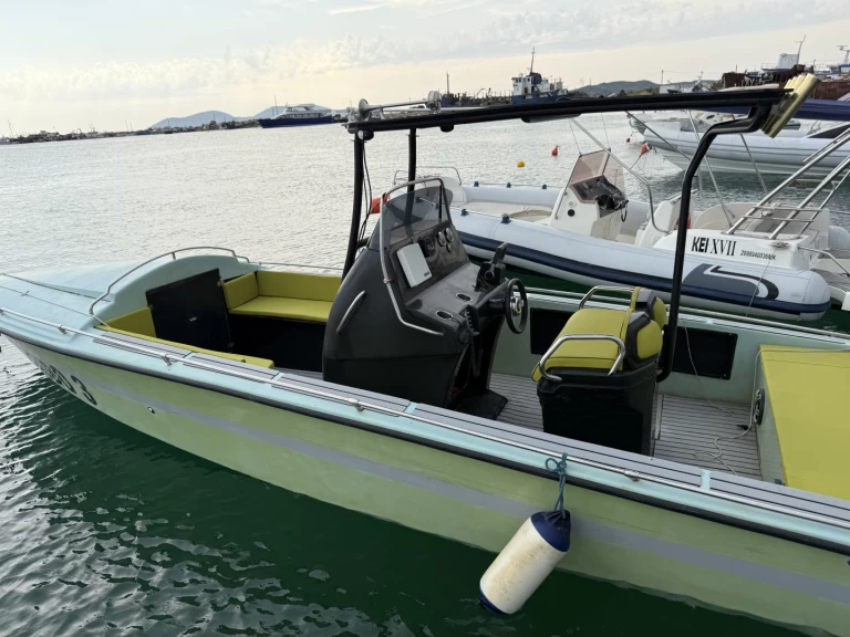 Hyr en Scarab Scarab Vlorë 