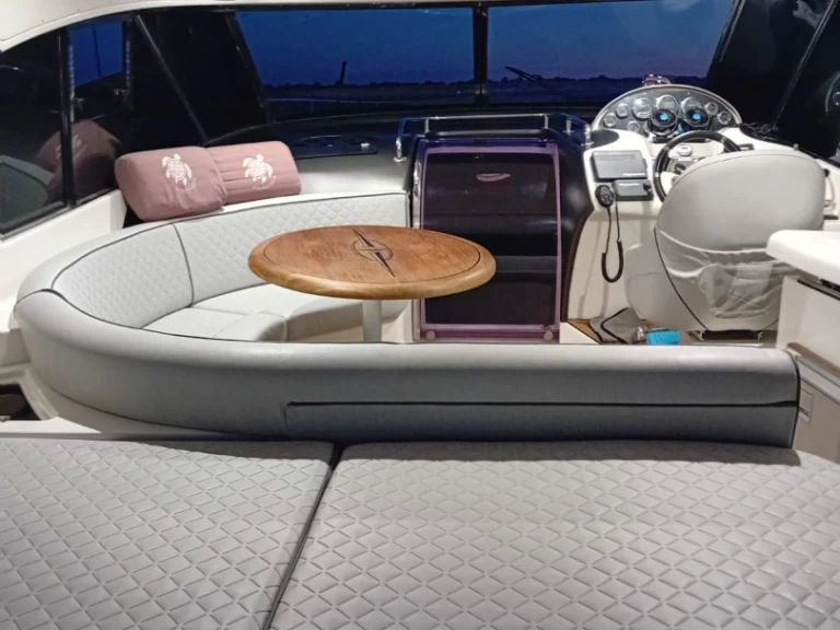 Uthyrning Motorbåt  Bavaria med en båtlicens 