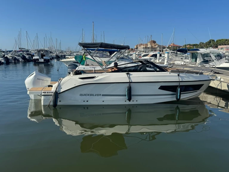 Hyr en Quicksilver Activ 755 Cruiser Hyeres 