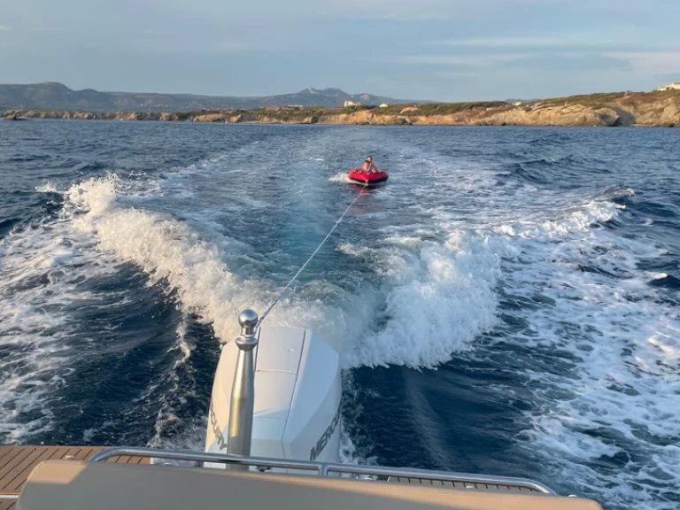 Båtuthyrning Quicksilver Activ 755 Cruiser i Hyeres på Samboat 