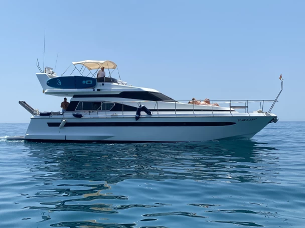 Motorbåt  för uthyrning Marbella  till det bästa priset 