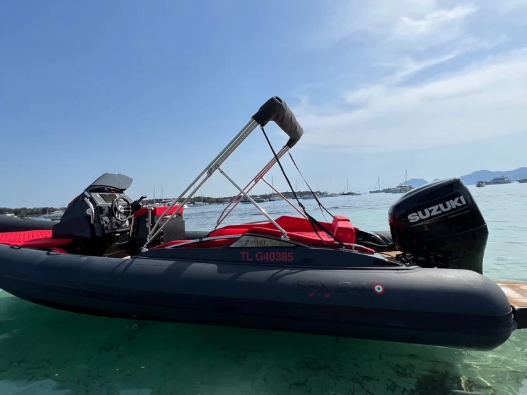 SPX RIB 24 DINETTE charter bareboat eller skeppad i Saint Raphael