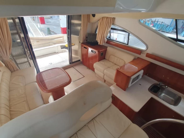 Uthyrning Nettuno - Cranchi Atlantique 40 Fly av Samboat 