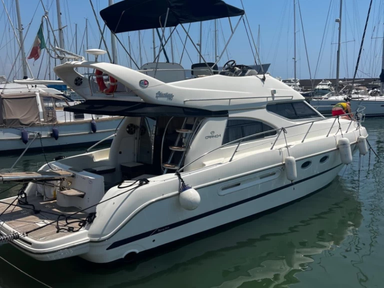 Hyr en Cranchi Atlantique 40 Fly Nettuno 