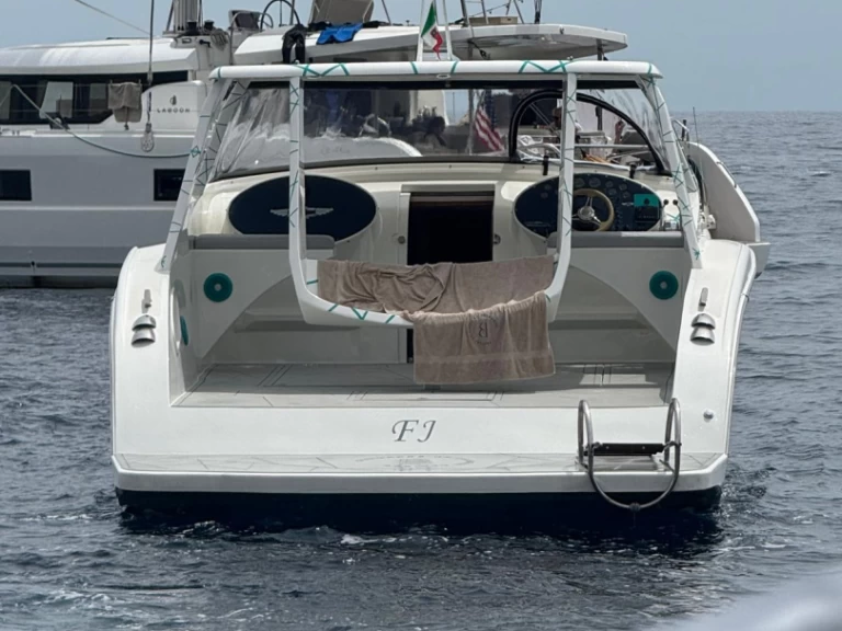 Båtuthyrning Tornado Tornado 38 Flush Deck i Amalfikusten på Samboat 