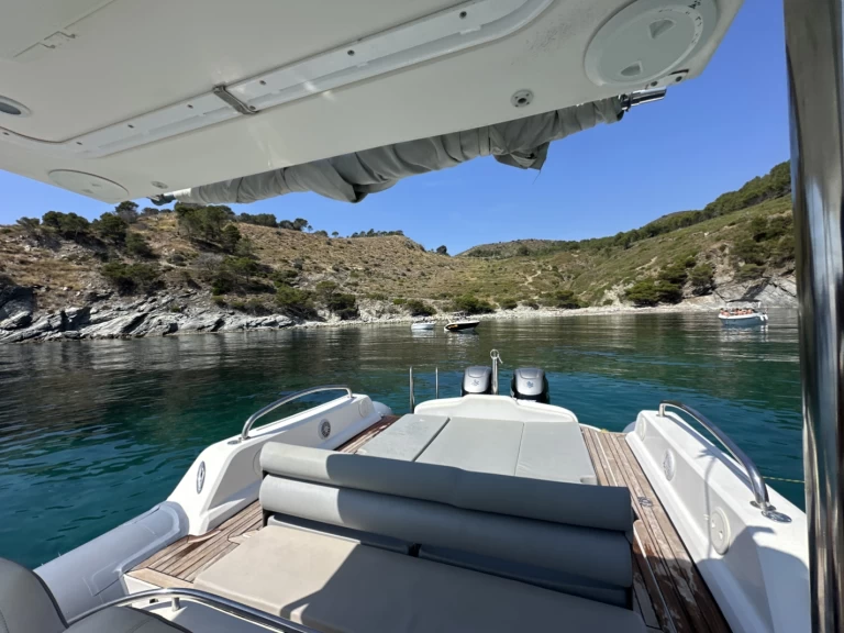 RIB för uthyrning Roses till det bästa priset 