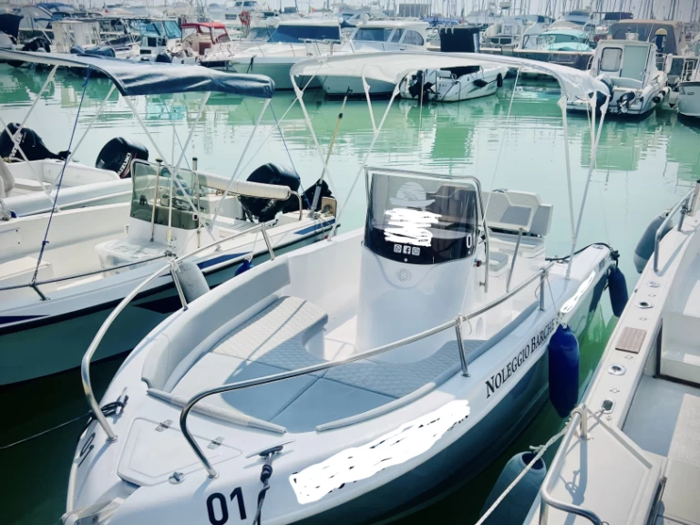 Buonomo Marine Mariel 560 charter bareboat eller skeppad i Senigallia