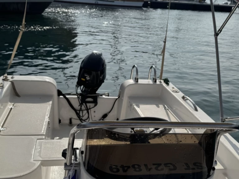 Båtuthyrning Dipol D-450 i Marseille på Samboat 