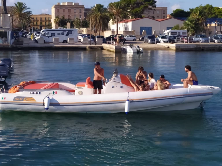 RIB för uthyrning Trapani till det bästa priset 