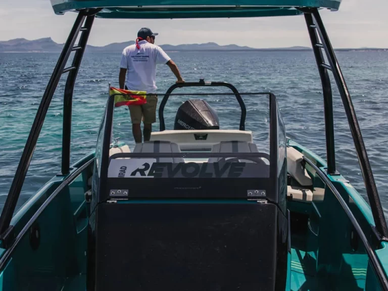 Hyr en Axopar 22 Jobe Revolve Port d'Alcudia 