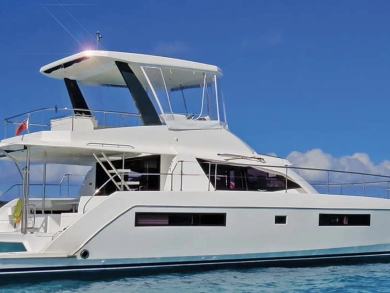 Båtuthyrning Leopard Leopard 43 Powercat i Hyeres på Samboat 