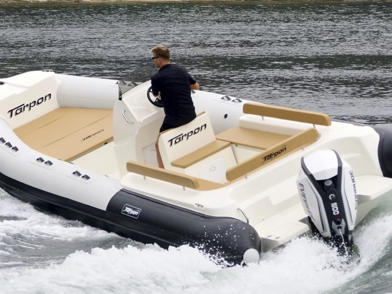 RIB för uthyrning Hyeres till det bästa priset 