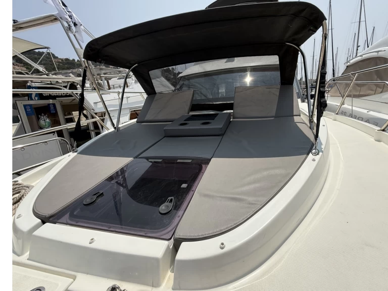 Hyr en Bénéteau Antares 11.20 Fly Saint-Mandrier-sur-Mer 