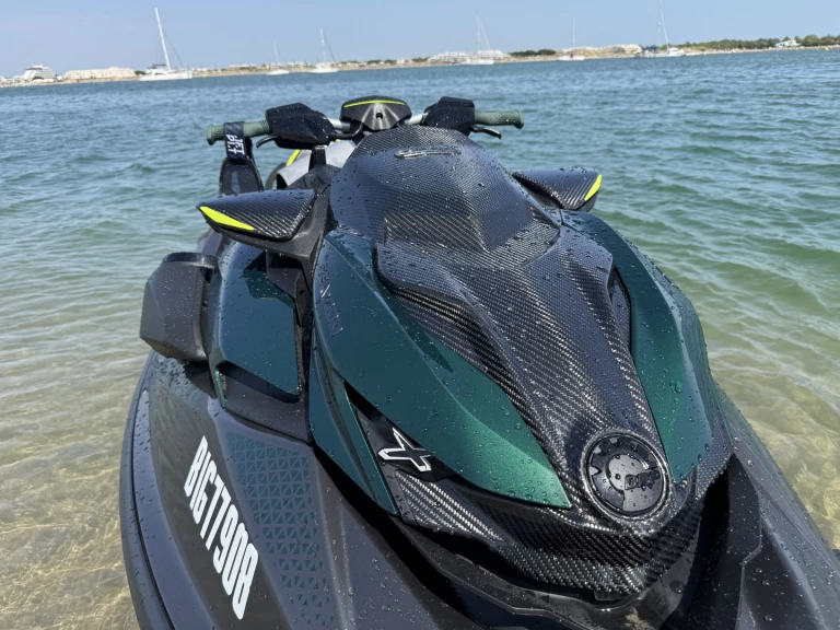Jet ski för uthyrning Montpellier till det bästa priset 