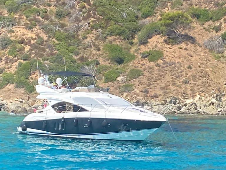 Uthyrning Lyx yacht i Port Fréjus - Sunseeker Manhattan 52