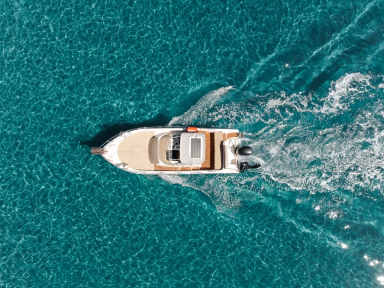 Uthyrning Motorbåt  Poseidon med en båtlicens 