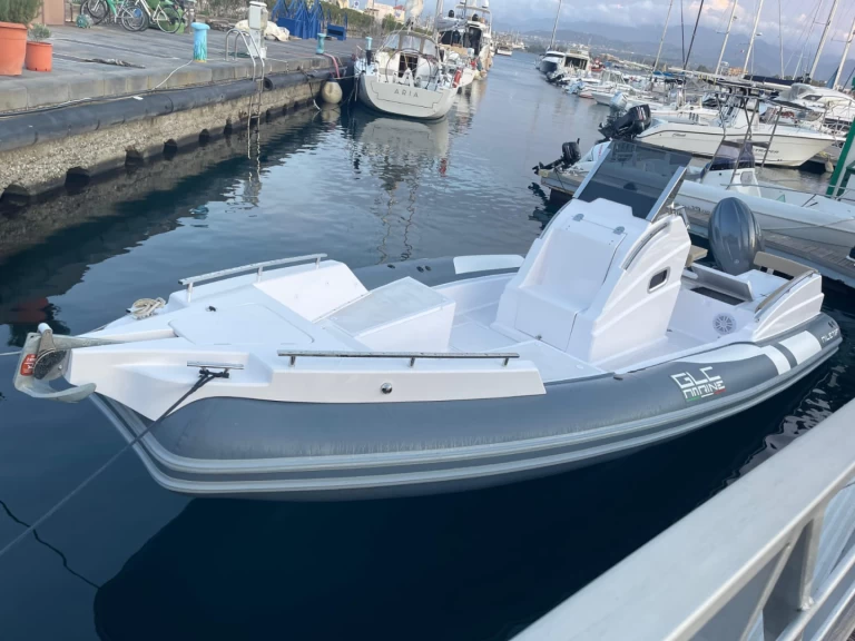 Uthyrning RIB i Milazzo - MILE 0.7F