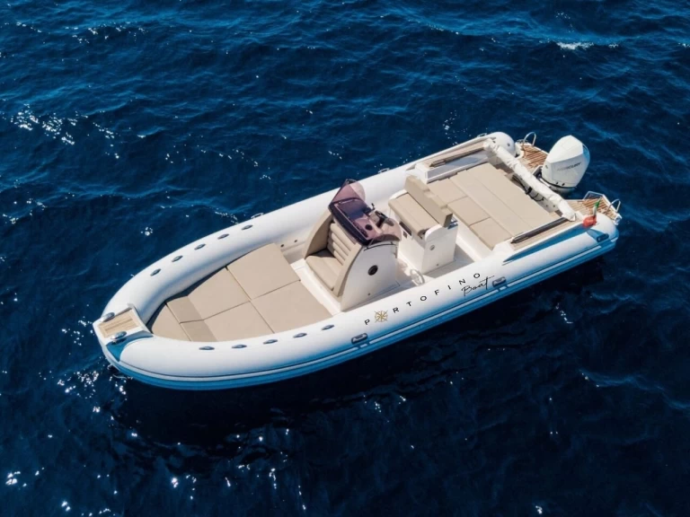 RIB för uthyrning Sestri Levante till det bästa priset 