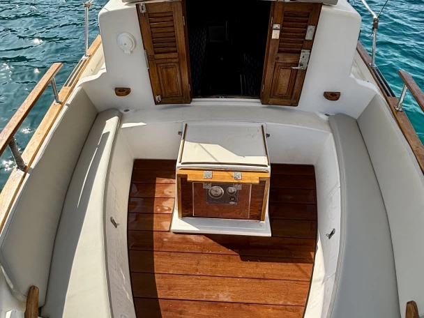 Yacht charter Port de Sant Miquel billig Conquistador 36