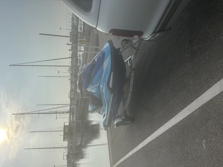 Hyr en Yamaha VX DeLuxe Saint-Cyprien 