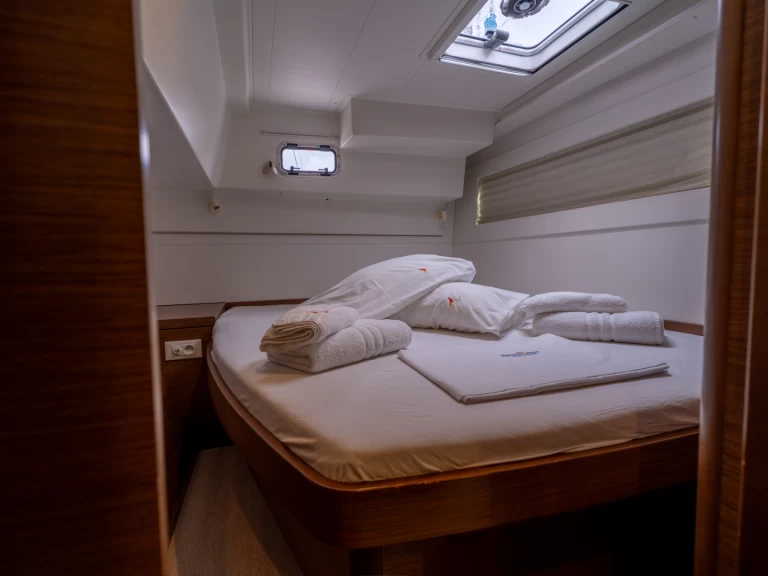 Yacht charter Salerno billig Lagoon 40