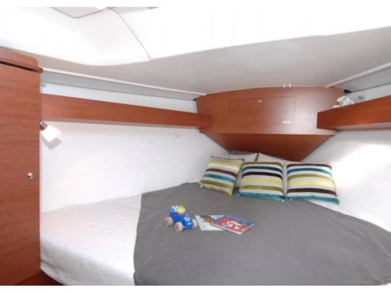 Segelbåt  för uthyrning Propriano till det bästa priset 